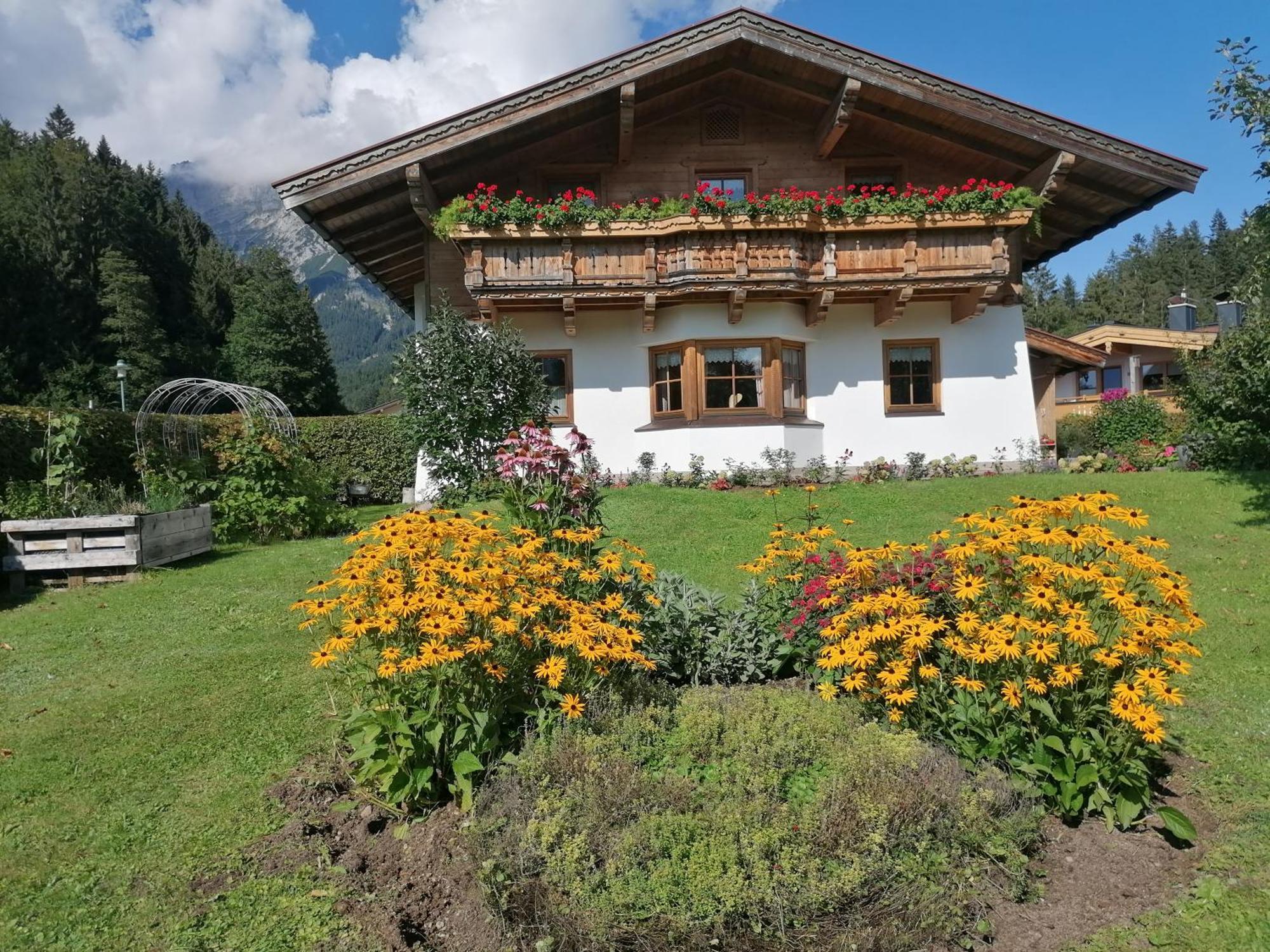 Chalet Gluecklich Sein... Ellmau Extérieur photo