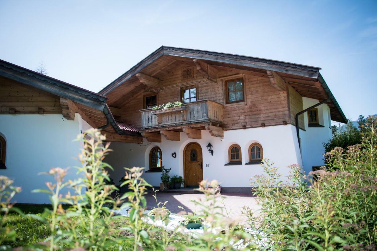 Chalet Gluecklich Sein... Ellmau Extérieur photo